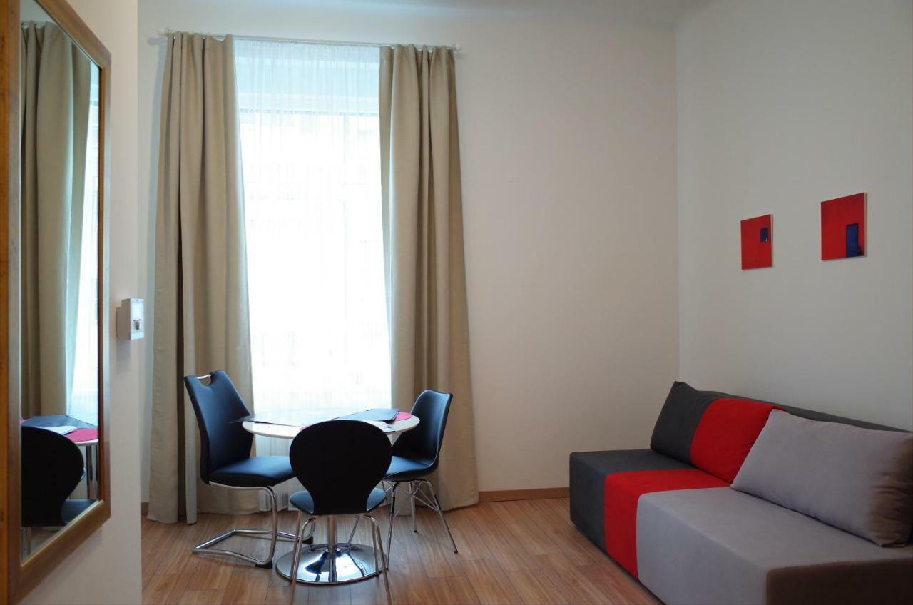 Sedaki Apartments In The Center Of 萨格勒布 外观 照片